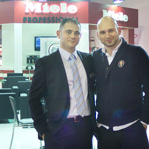  Cem O.